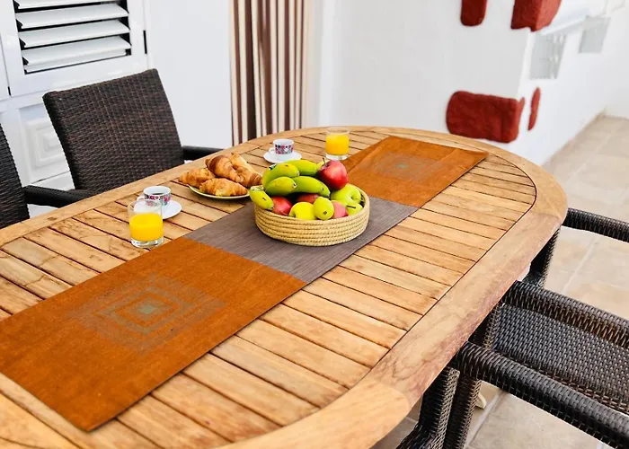 Casa Sheila, Ideal Familias *