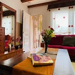 Casa Sheila, Ideal Familias *