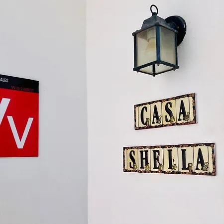 Casa Sheila, Ideal Familias * Tías