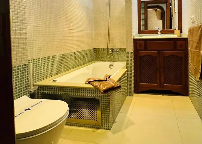 Casa Sheila, Ideal Familias * Tías