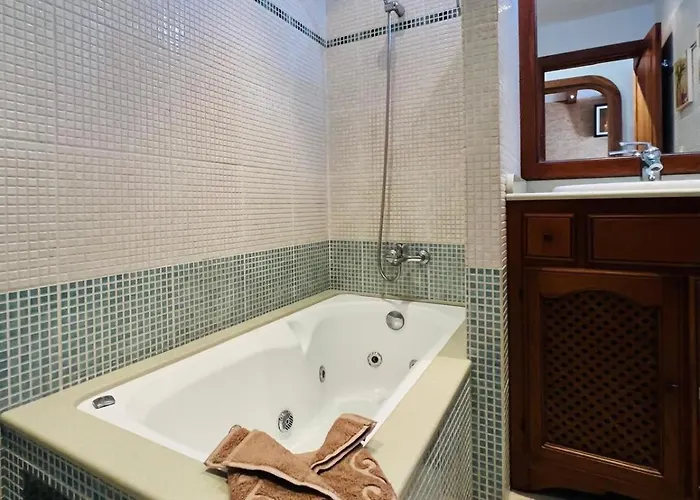 Casa Sheila, Ideal Familias * Tías